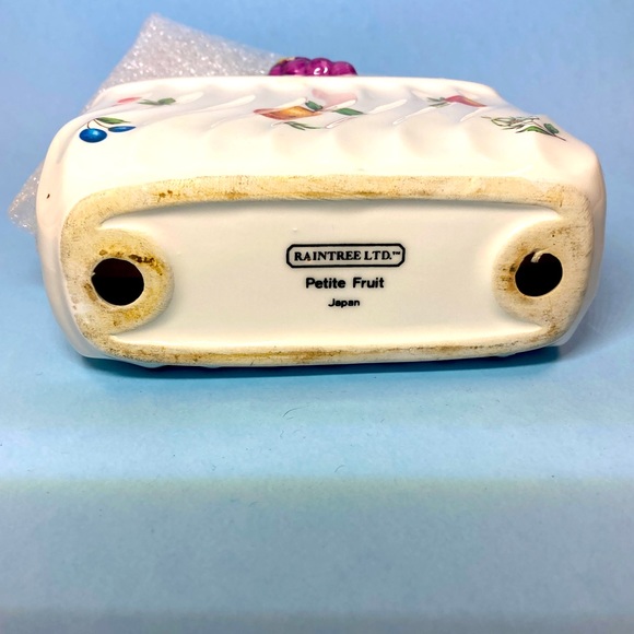 Super Cute Ceramic Fruit Napkin Holder Country Decor Nice Size No Chips 3.5”x5” - Picture 5 of 14